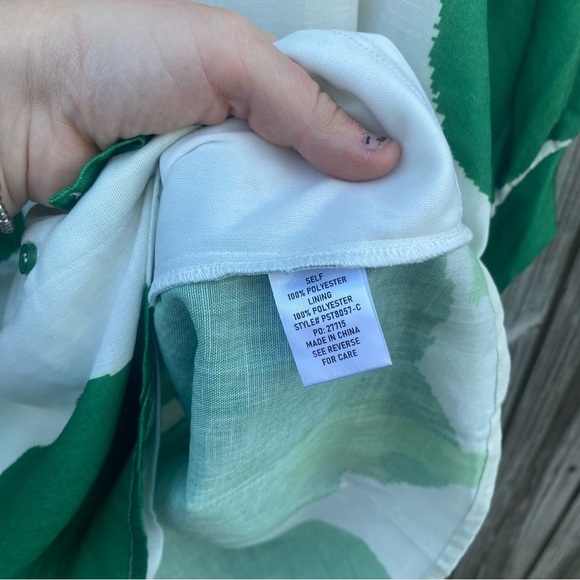 Polagram Green and White Women's Button-Up Top and Lined Shorts Pant SET M - Picture 7 of 8